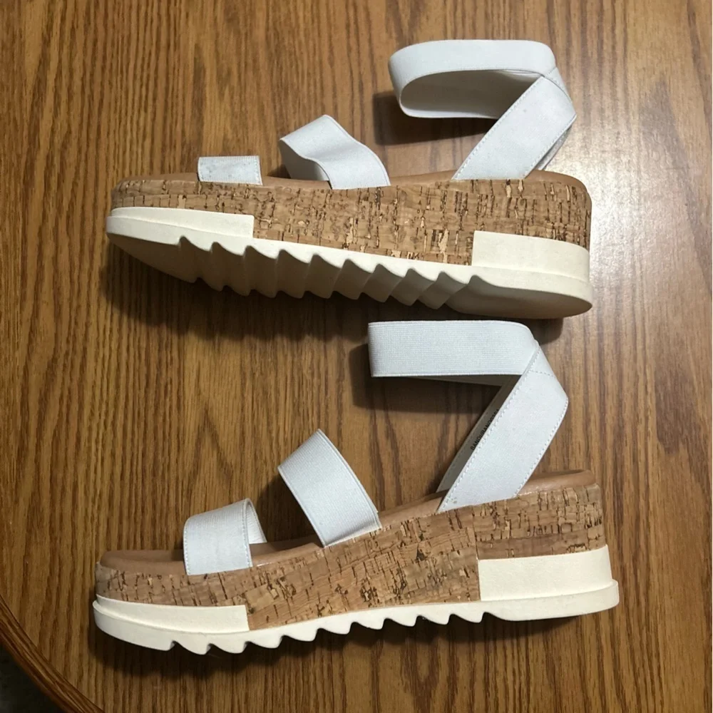NEW Steve Madden Bandi Sandal Strap Wedge Platform White Size 8.5